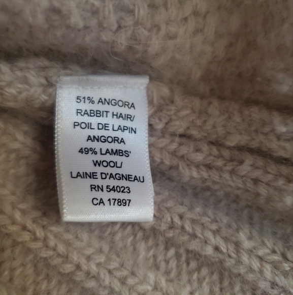 Banana Republic Cable Knit SweaterTurtle Neck 51% Angora Rabbit Hair, 49% Lmb Wo - Picture 5 of 8